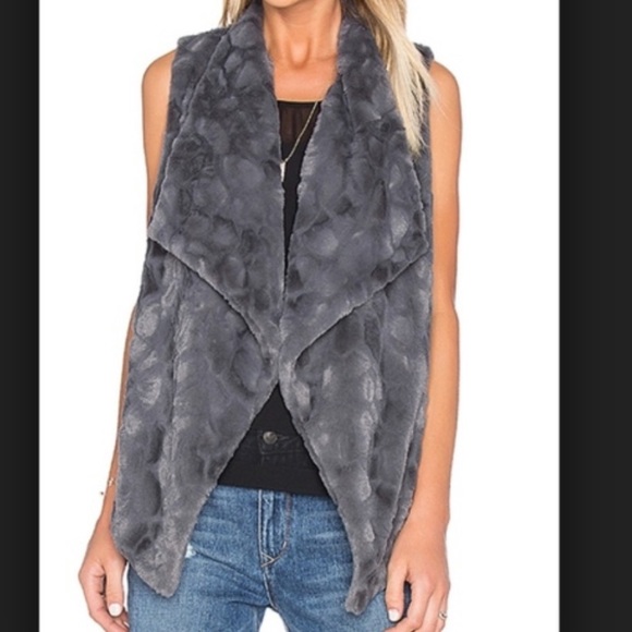 Jack by BB Dakota Jackets & Blazers - Jack by BB Sakora cordova textured faux fur vest